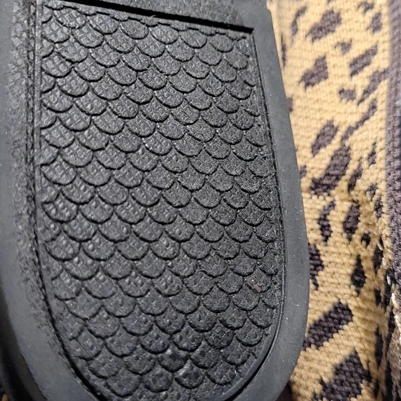 Women's Seven7 New Flats - Picture 6 of 8